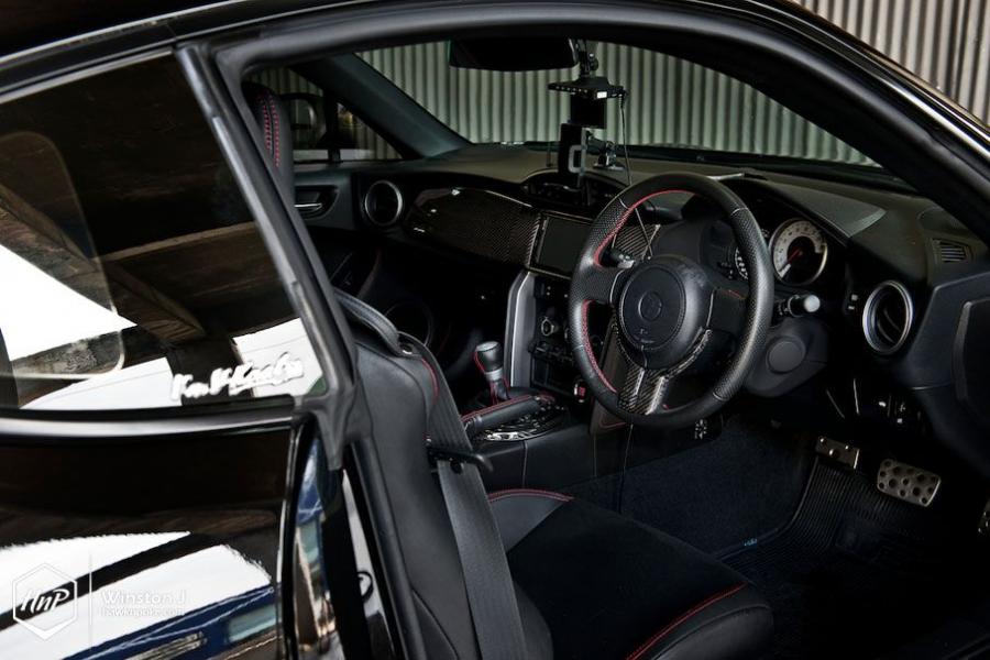  Toyota GT 86 in Unique Indonesian Tuning 2014 года  (фото 15 из 18)